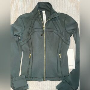 Lululemon Define Cropped Jackst “Nulu”